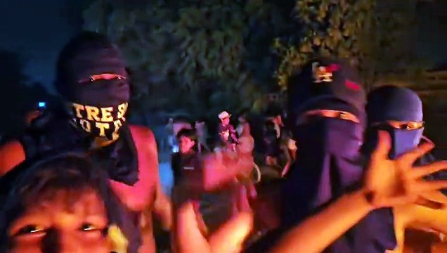 Pobladores protestan en la Sandoval Sorto, Villa Nueva, Cortés, por los constantes apagones en la zona