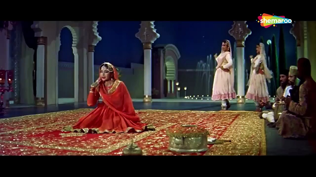 Chalte Chalte Yun Hi Koi ｜ एक नायाब पेशक़श   Pakeezah 1972 ｜ Meena Kumari   Romantic classics