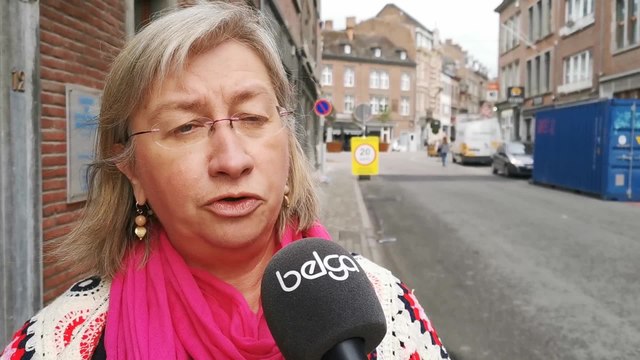 Rassemblement organisé contre l'abattage des arbres du square Léopold à Namur