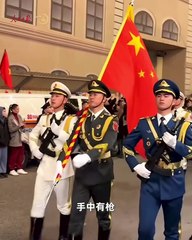 I was moved by this detail of the rehearsal on Red Square in Moscow!