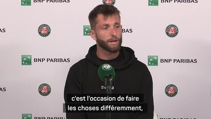 Roland-Garros - Moutet : “Djokovic ? Toujours un honneur de jouer ce genre de joueur”