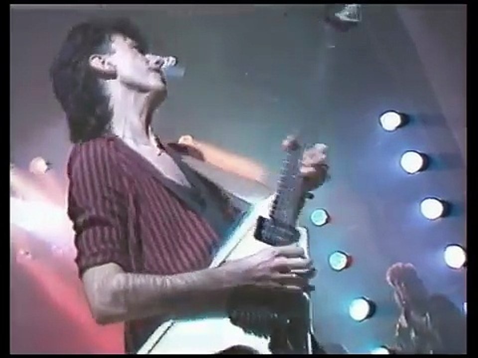 Johnny Hallyday – Aimer Vivre en Live sur Antenne 2 (21 Septembre 1985 – Demain c’est Dimanche)