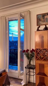 Retrouvailles entre les membres de William à midi chez William Leymergie et Sophie Davant à Paris.
