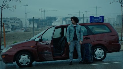 Los bárbaros Tráiler