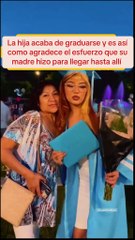 VIDEO: ¡Le arrojó el diploma! Una madre fue humillada por su hija quien se burló del momento