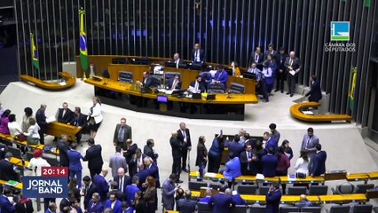 Oposição tenta barrar aumento de imposto