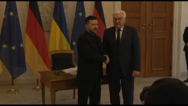 Zelensky a Berlino ricevuto anche dal presidente tedesco Steinmeier