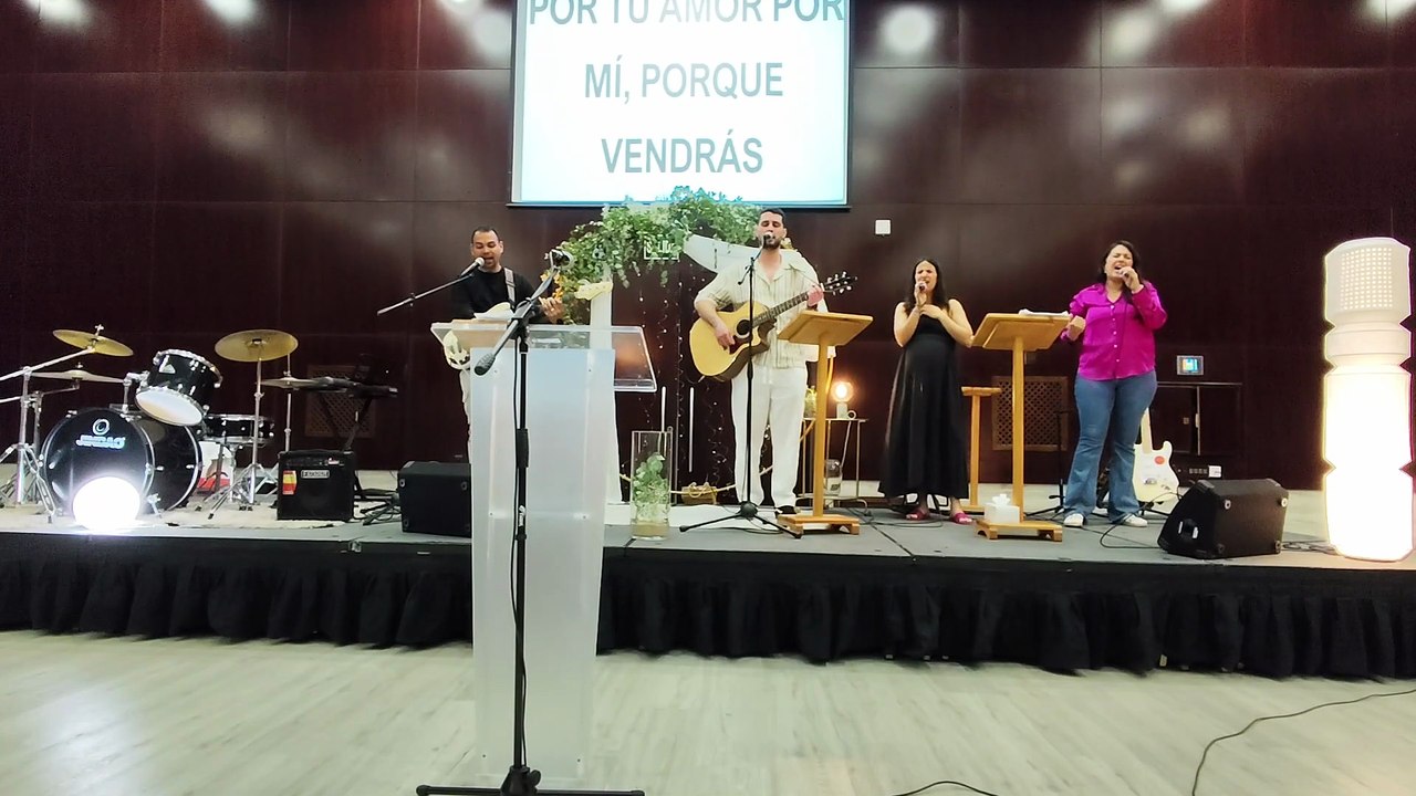 Tu nombre es santo. Alabanza Cristiana🙏