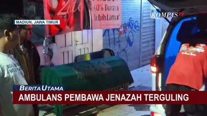 Ambulans Pembawa Jenazah Terguling Setelah Tabrak Separator Jalan