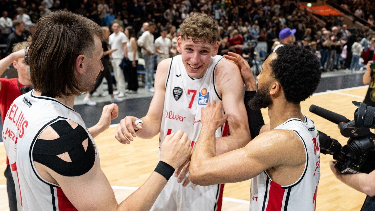 Steinbach Ausgleich vor der Sirene: Braunschweig-Saison nach Verlängerung beendet