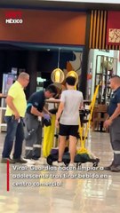 ¡No se salió con la suya! Un joven que tiró su bebida a propósito fue detenido por guardias y obligado a limpiar el piso sucio. El video se volvió viral. #Viral #Justicia
