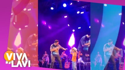 Eden Muñoz sube a fan a bailar al escenario y le roba el show