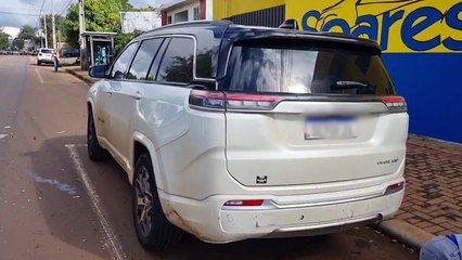 Engavetamento com três veículos é registrado na Rua Jorge Lacerda, em Cascavel