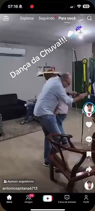 Chefe de gabinete é exonerado após vídeo fazendo 'dança da chuva' ao lado de secretário em MT