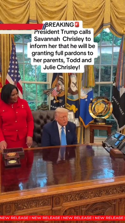 Trump Tells Savannah Chrisley Her Parents "Don't Look Like Terrorists" Before Pardon talk.. Click the link below to follow japdmedia on Instagram and stay connected!https://www.instagram.com/japdmedia?igsh=N28yZ3ZraGNibnVl