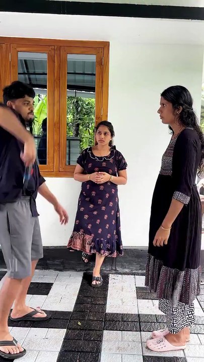 Hands up best videos #Instagram #instagood #instatrending #instareel #couple #entertainment #comedy