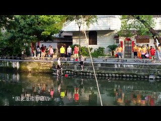 扒龙船Dragong Boat Drifting - 第五集Episode5:在宗祠前举行起龙仪式Awakening the Dragon Before the Ancestral Hall