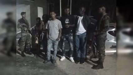 Envían a la justicia a conductor detenido con inmigrantes haitianos