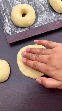 Donut shape #tastemadeworld #trending #donuts #newtoyou #doughnut