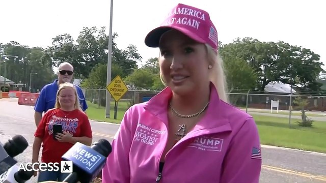 Savannah Chrisley TEARS UP About Todd & Julie Chrisley Being RELEASED FROM PRISO