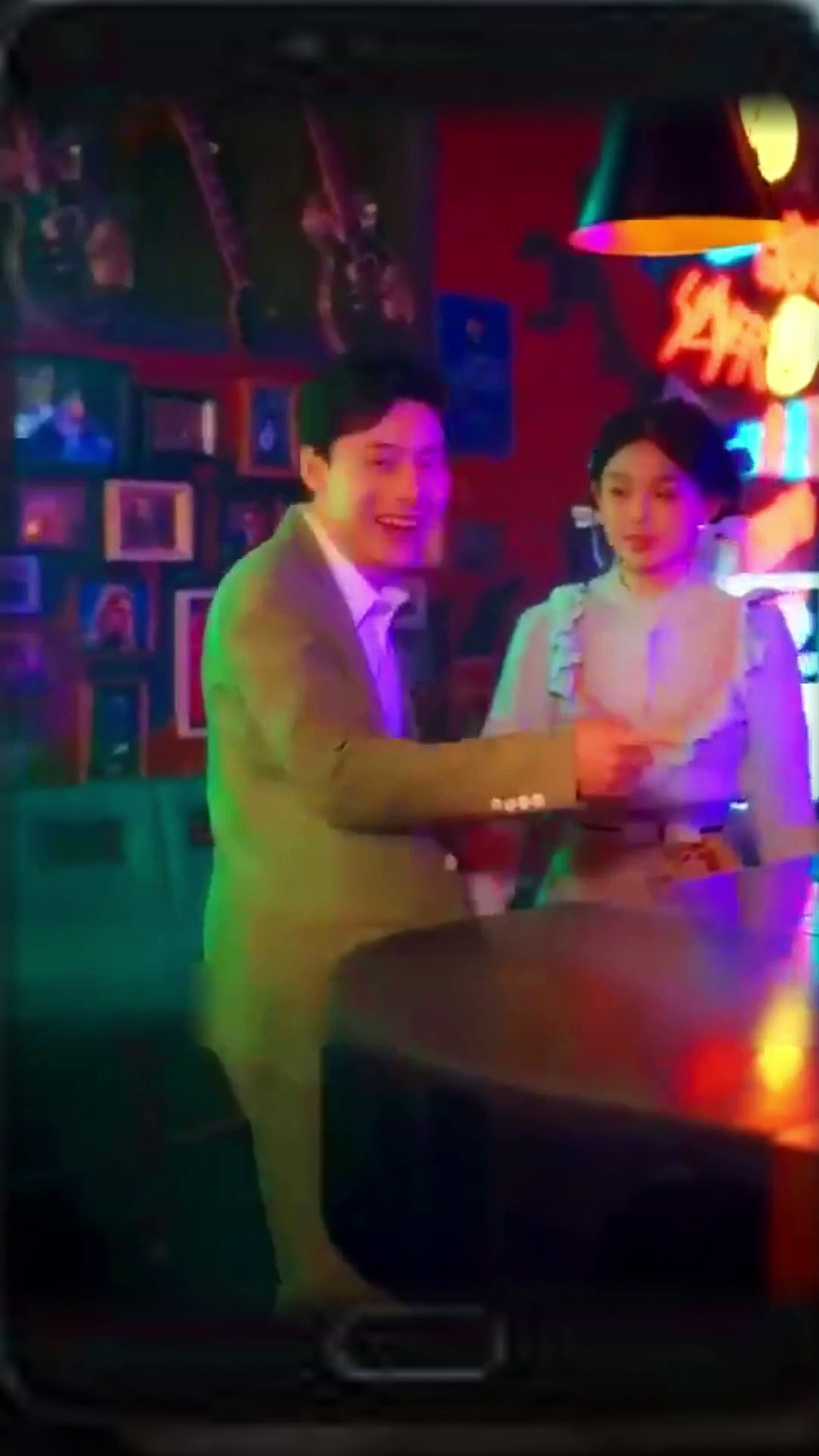  Dianggap lugu gadis cantik ini dimanja kakak dan keluarganya part 1