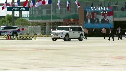 Detik-Detik Presiden Prabowo & Macron Terbang Naik Helikopter Menuju Akademi Militer Magelang