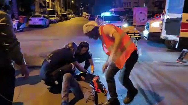 Otomobille çarpışan motosiklet sürücüsü yaralandı