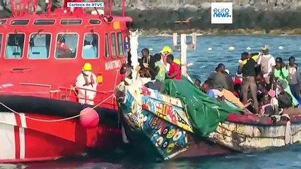 Al menos 7 mujeres muertas y un bebé desaparecido al volcar un cayuco en El Hierro