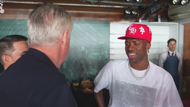 El vacile de Vinicius a Ancelotti al verle en Maracaná: parecen padre e hijo