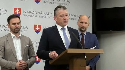 R. Mikulec_ Dcéra spolupracovníka ministra vnútra využíva služobný byt