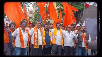 मैदानाचे झाले तळे!  एकाच मुद्द्यावर भिडतायत  ठाकरे अन् शिंदे गट