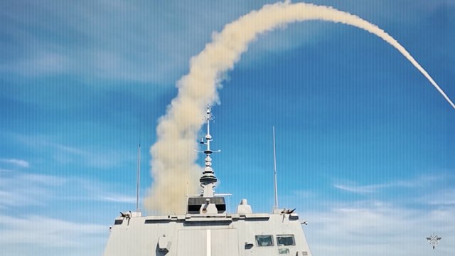 Edits, explosions, trends... les Armées françaises en roue libre sur les réseaux ?