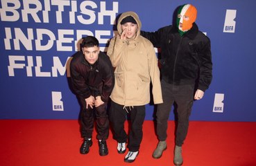 Trotz Kontroverse: Kneecap spielen beim 2000trees-Festival