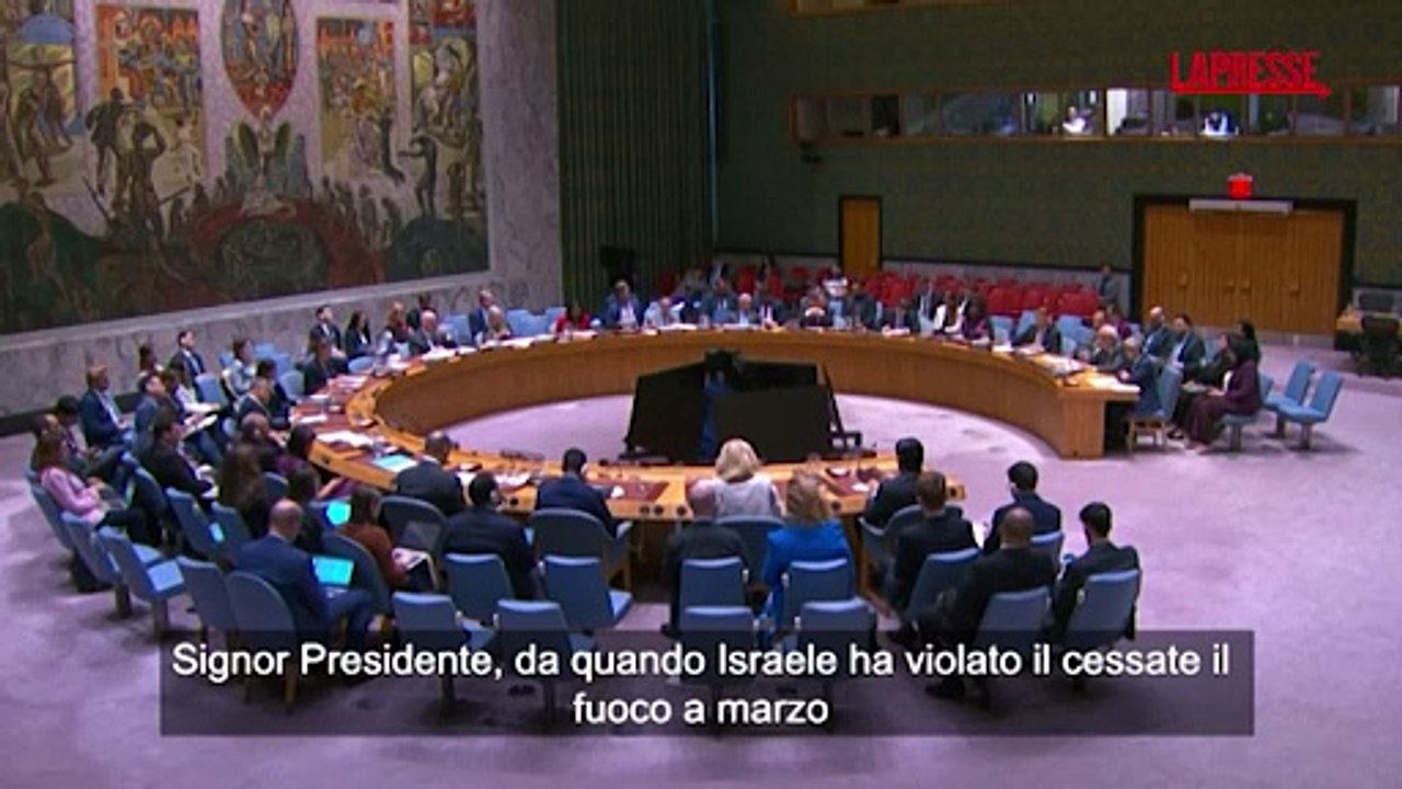 Onu, l'ambasciatore palestinese parla dei bambini uccisi a Gaza e scoppia in lacrime