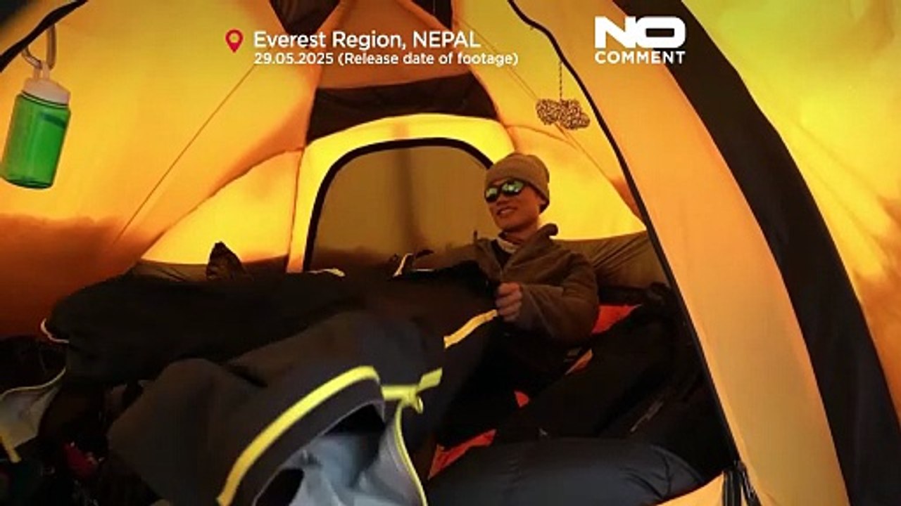 Alterações climáticas e excesso de turistas estão a causar pressão no Evereste