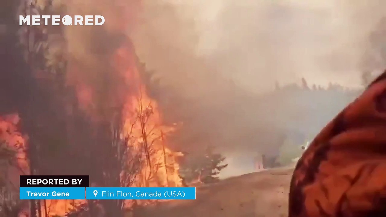 A megafire is burning through the forests of Flin Flon, Canada (USA)! The fires have forced the evacuation of nearly 20,000 people in the area.