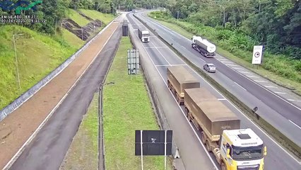 Área de escape da BR-277 salva motorista de carreta