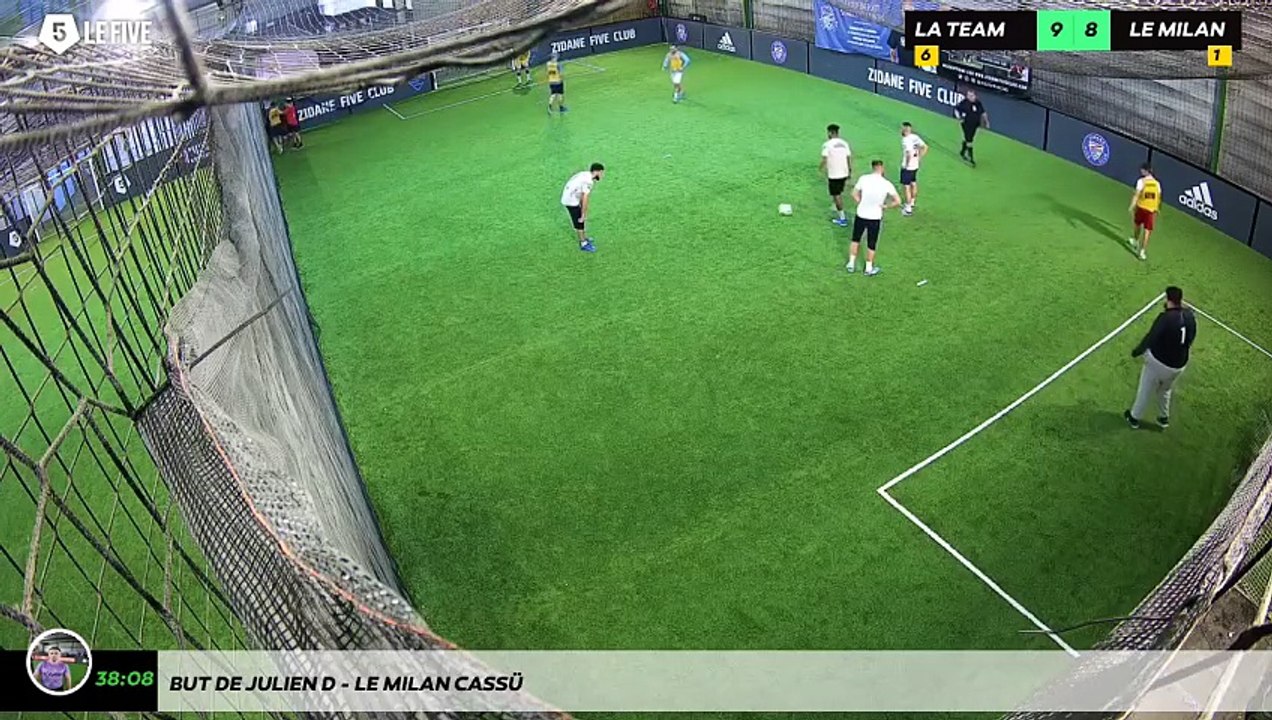 But de Julien D - Le Milan CassÉ