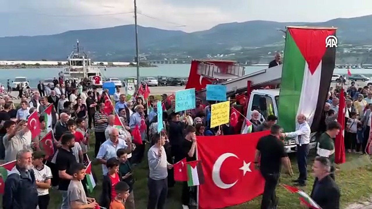 Gerze'de İsrail protesto edildi