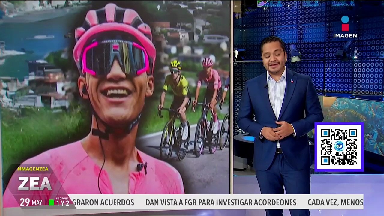 "Checo" Pérez felicita a Isaac del Toro por su triunfo en la etapa 17 del Giro de Italia