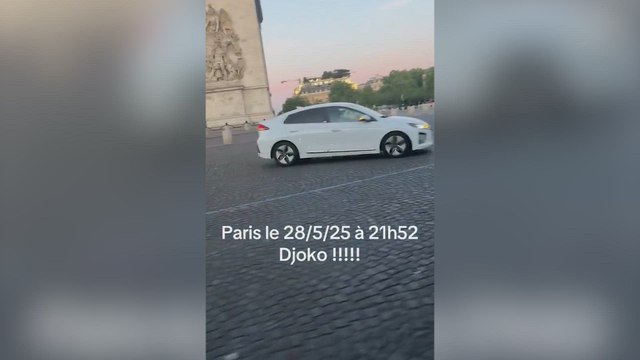 Unbelievable! Novak Djokovic shows up on his bike in Paris after winning his Roland Garros match