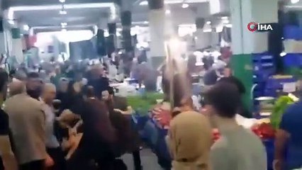 Pazarcı esnafı tarafından kızının yanında darp edildi