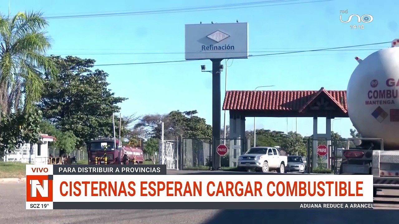 CISTERNEROS ESPERARAN DESCARGAR COMBUSTIBLE