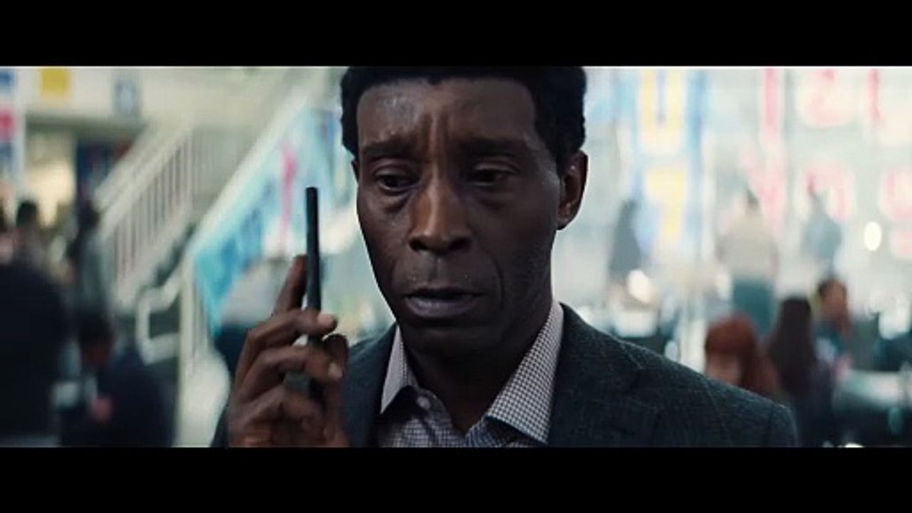 Don't look up - Das Böse kommt von oben | movie | 2009 | Official Trailer