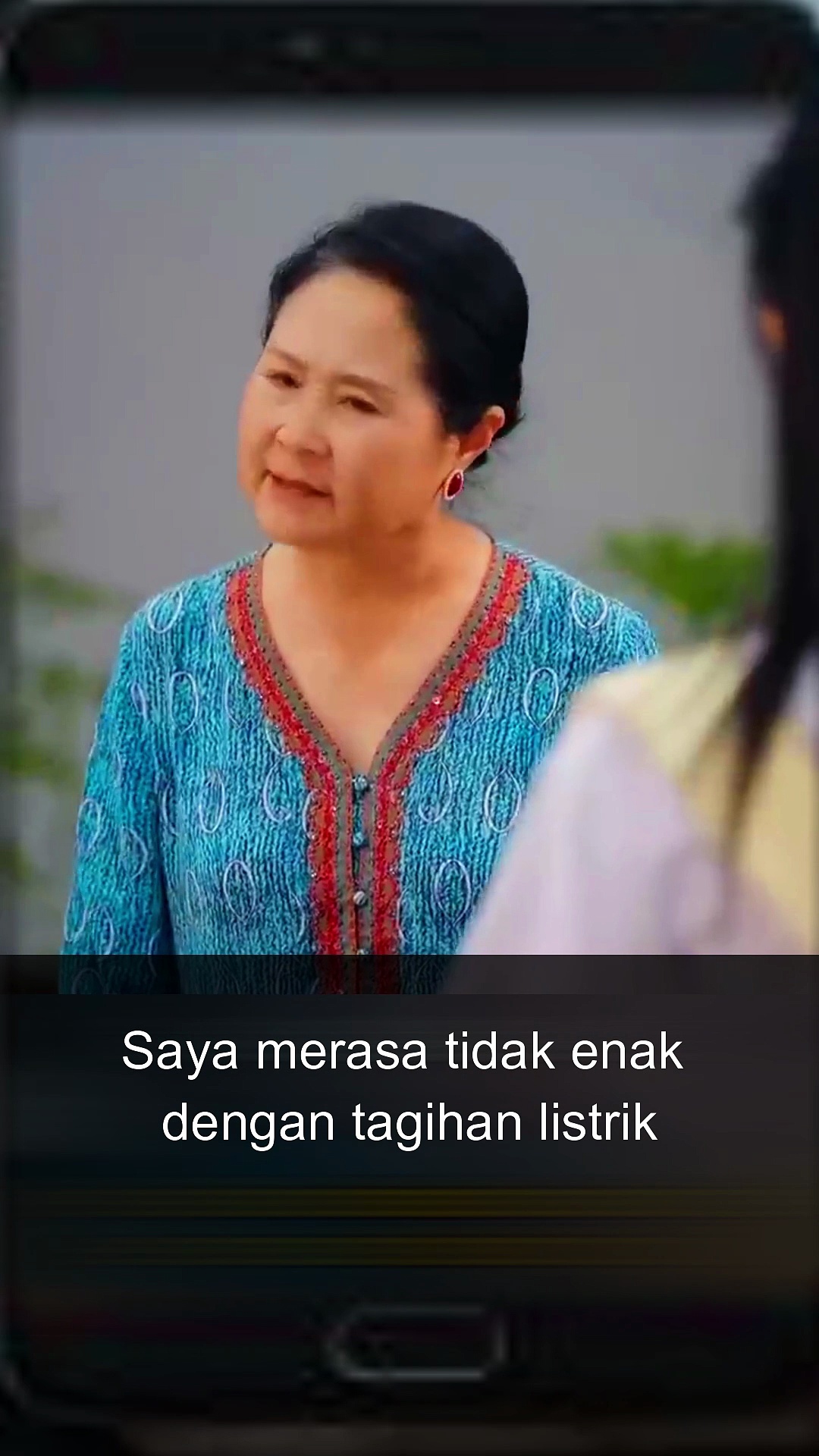  Gadis cantik ini pindah dari sekolah lamanya malah bertemu preman tampan disekolah baru hingga jatuh cinta part 2