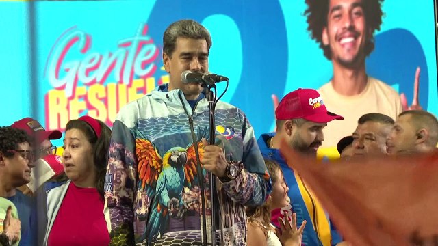 Venezuela dice que mantiene producción de petróleo pese a la vuelta de sanciones de EEUU