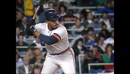 Cecil Fielder (DET) hits his 50th homer of 1990 season