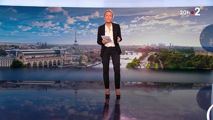 Anne-Sophie Lapix a lancé une grande partie de ses sujets en poussant la chansonnette.