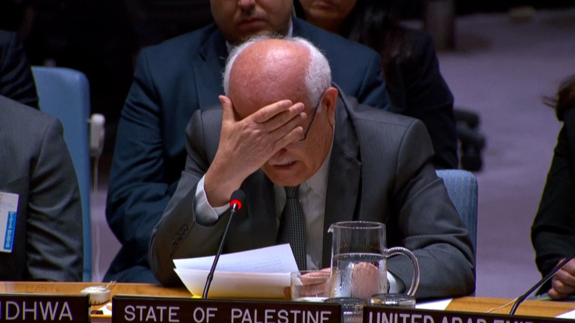 El representante de Palestina rompe a llorar en la ONU - EXPANSIONTV