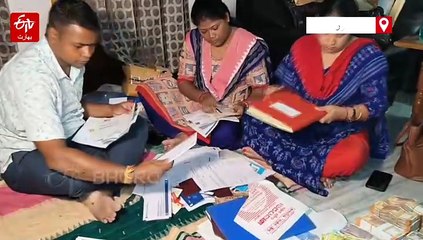 چھاپہ پڑتے ہی انجینئر نے کھڑکی سے باہر پھینکے نوٹوں کے بنڈل، 2 کروڑ سے زائد کی نقدی برآمد